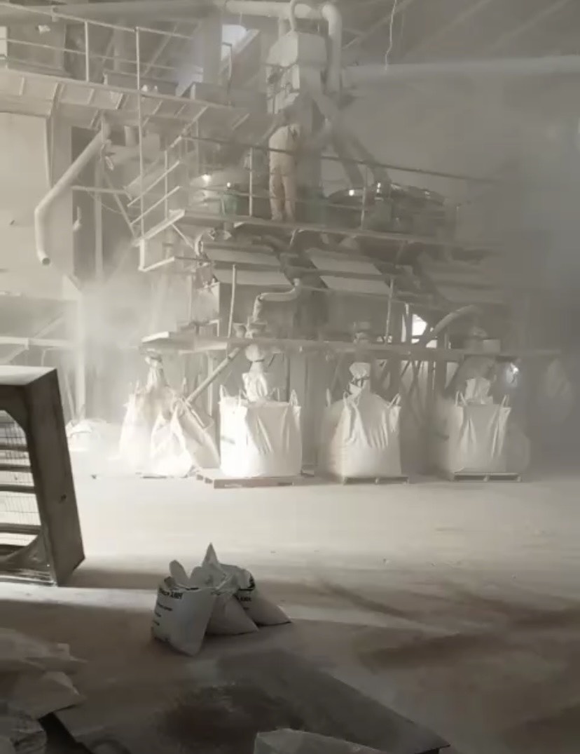 Thợ đá Châu Tiến - bao nhiêu Oxy cũng không đủ...