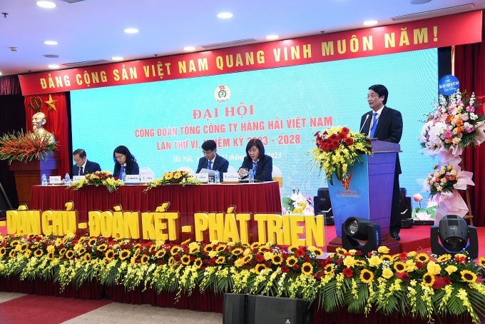 Phiên làm việc thứ nhất Đại hội Công đoàn Tổng Công ty Hàng hải Việt Nam lần thứ VI Phiên làm việc thứ nhất Đại hội Công đoàn Tổng Công ty Hàng hải Việt Nam lần thứ VI