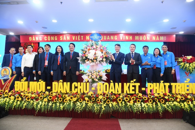 Khơi thông điều kiện phát triển doanh nghiệp chính là ổn định đời sống người lao động