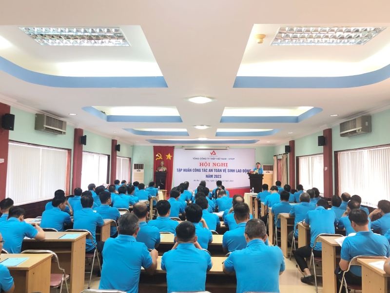 Nâng cao kỹ năng ATVSLĐ cho NLĐ là hết sức cần thiết Nâng cao kỹ năng ATVSLĐ cho NLĐ là hết sức cần thiết