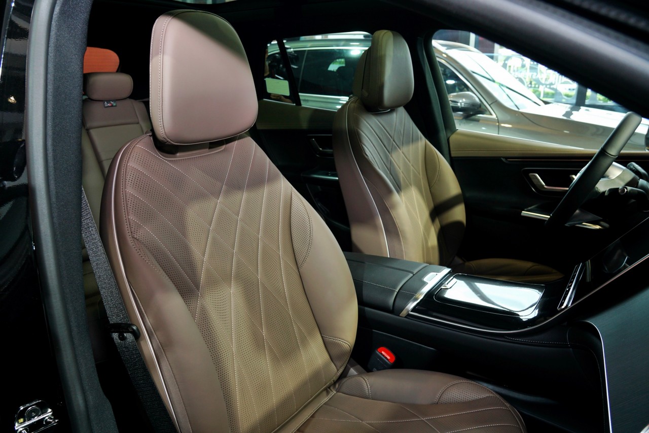 Chi tiết xe thuần điện Mercedes EQE 500 4Matic phiên bản SUV