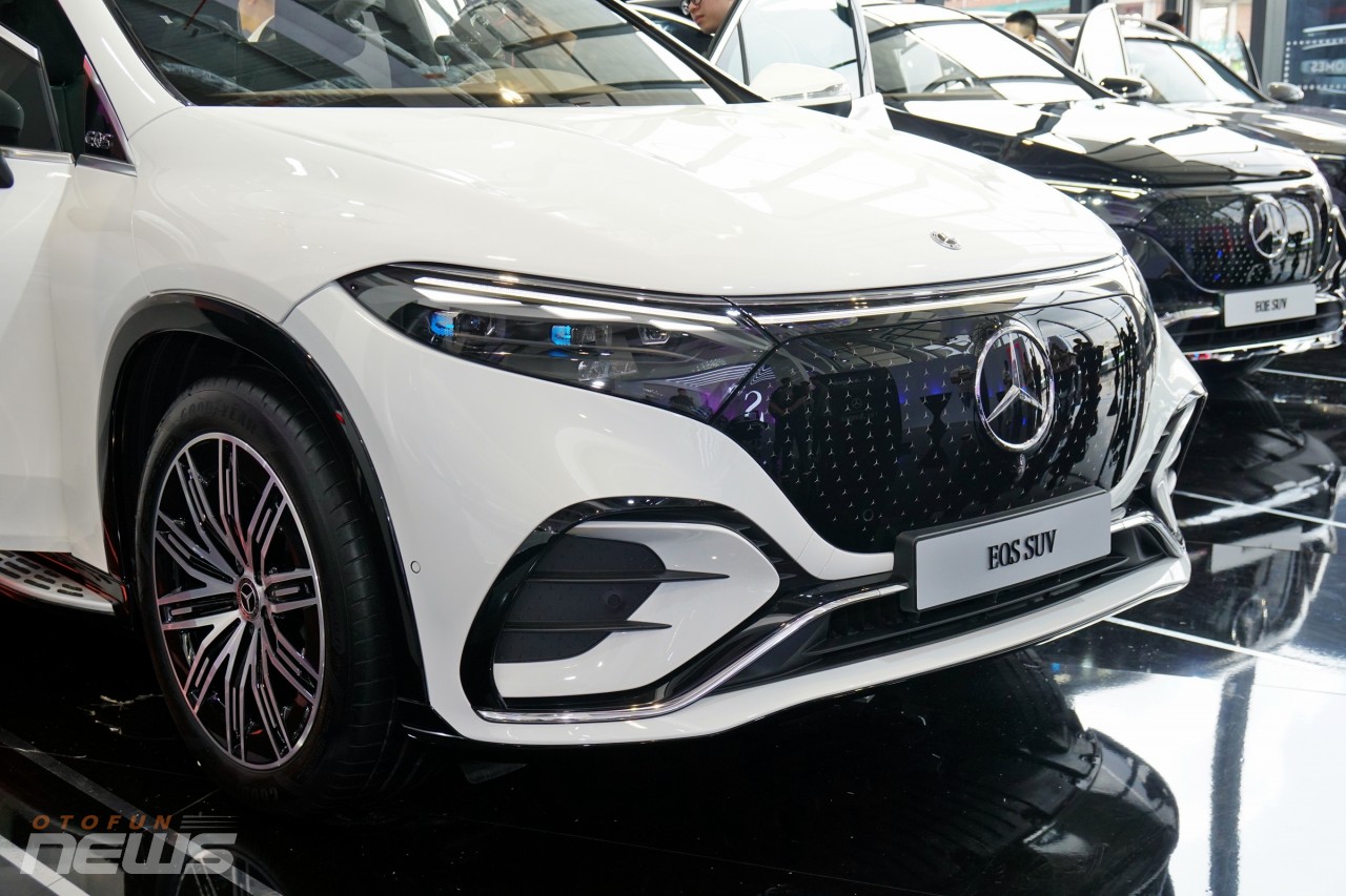 Soi chi tiết xe điện Mercedes-Benz EQS 500 4Matic giá 5 tỷ đồng Soi chi tiết xe điện Mercedes-Benz EQS 500 4Matic giá 5 tỷ đồng