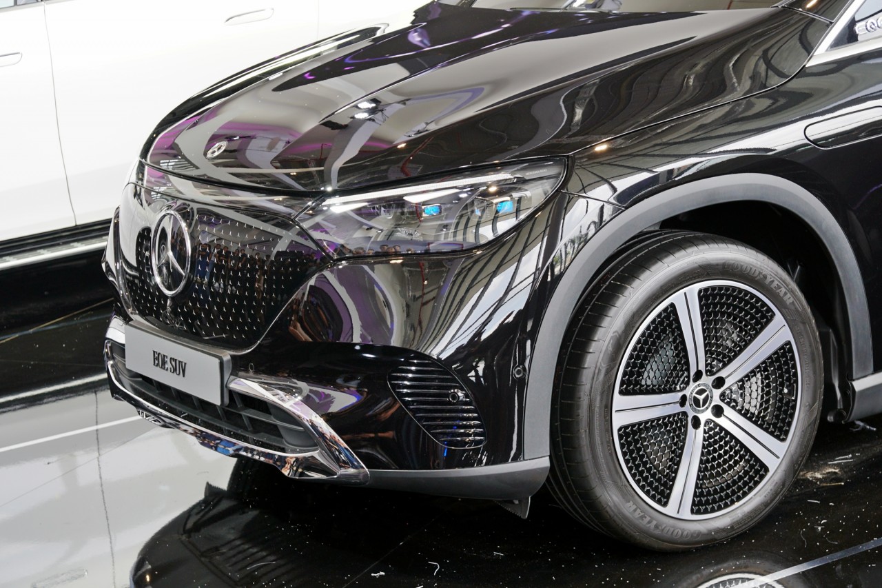 Chi tiết xe thuần điện Mercedes EQE 500 4Matic phiên bản SUV