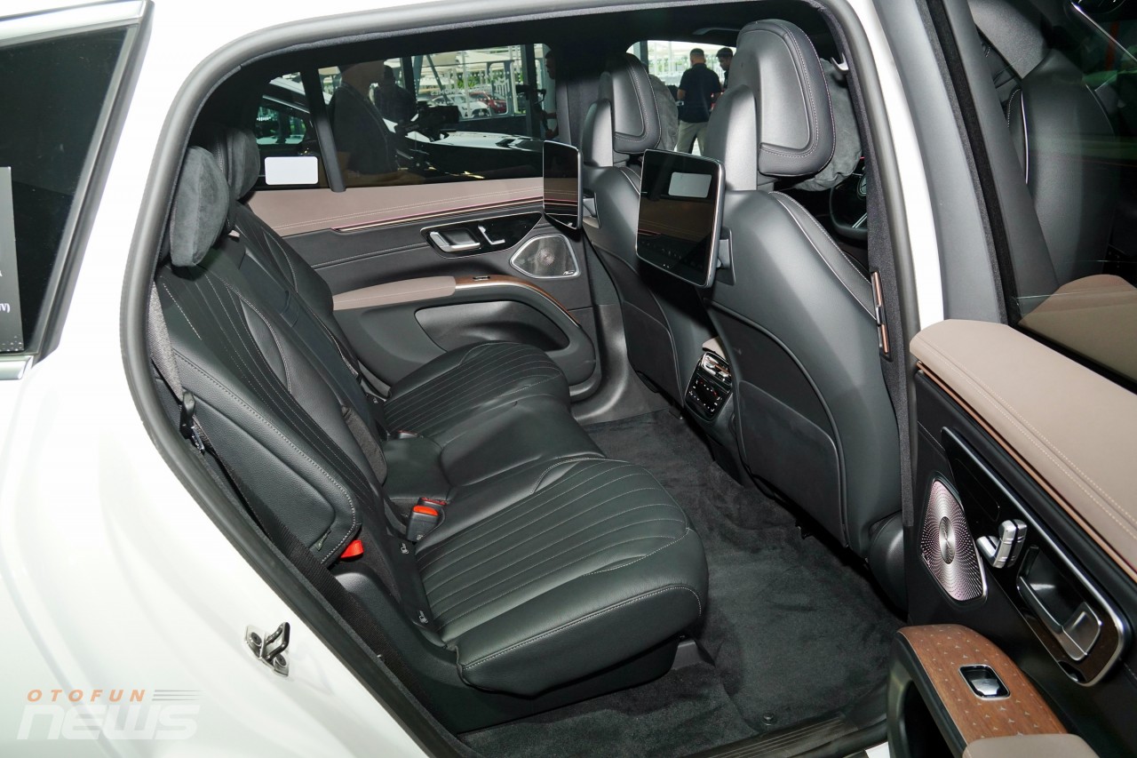 Mercedes-Benz EQS 500 4Matic giá 5 tỷ đồng Mercedes-Benz EQS 500 4Matic giá 5 tỷ đồng