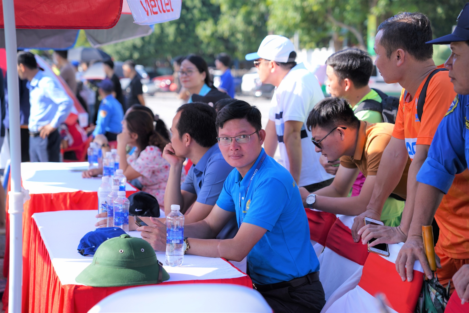 Sôi động Lễ khai mạc vòng loại khu vực 3 Giải vô địch bóng đá công nhân toàn quốc