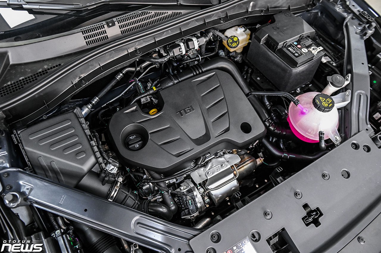 Hình chi tiết MG RX5 phiên bản Lux giá 829 triệu đồng tại đại lý Hình chi tiết MG RX5 phiên bản Lux giá 829 triệu đồng tại đại lý