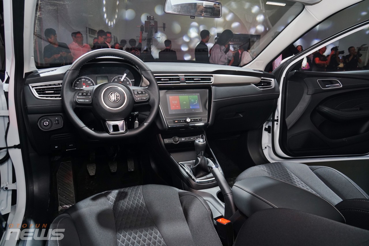 MG giới thiệu bộ đôi xe mới tại Việt Nam, giá chỉ từ 399 triệu đồng