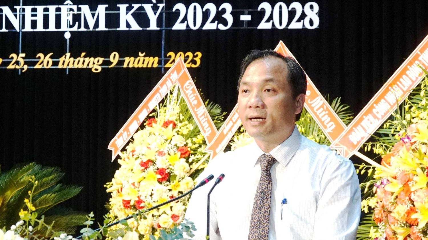 Tăng cường chỉ đạo, tạo điều kiện cho hoạt động của Công đoàn Hà Tĩnh