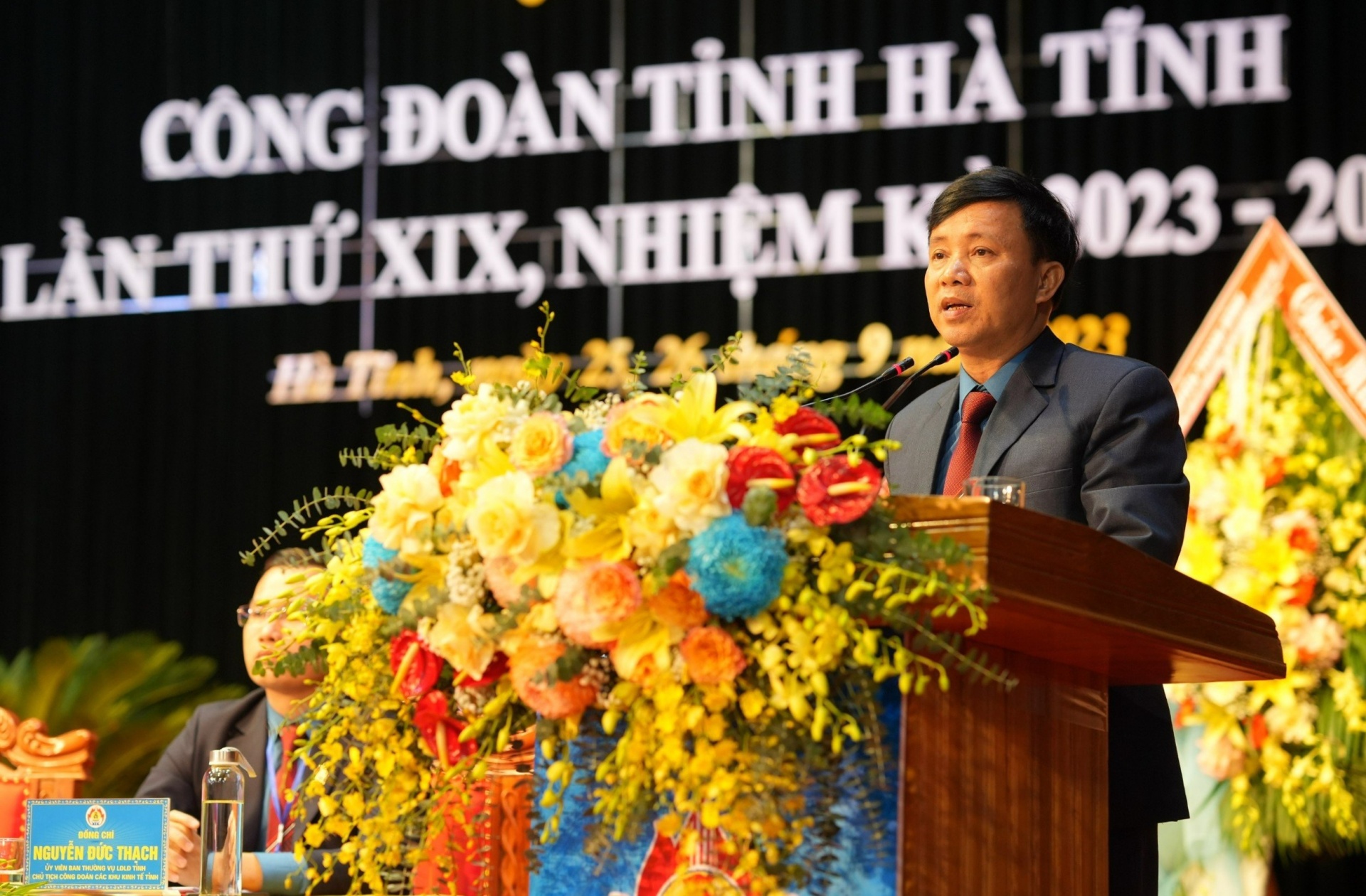 Trang trọng, ấn tượng Đại hội Công đoàn Hà Tĩnh lần thứ XIX, nhiệm kỳ 2023-2028 Trang trọng, ấn tượng Đại hội Công đoàn Hà Tĩnh lần thứ XIX, nhiệm kỳ 2023-2028