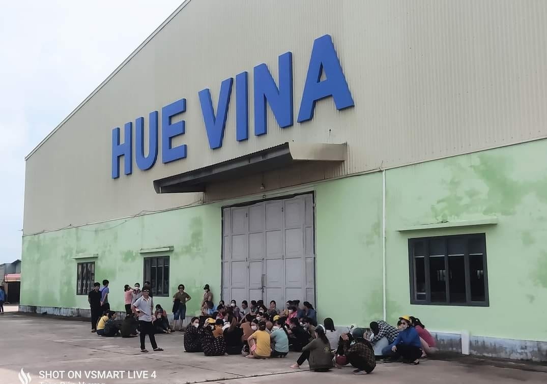 Doanh nghiệp niêm phong, nợ lương, BHXH của người lao động