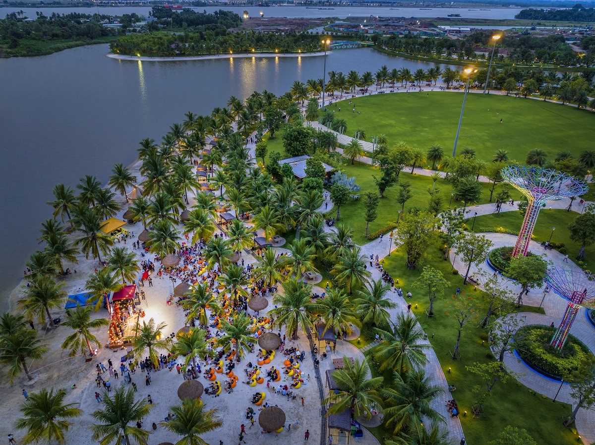 “Thủ phủ” mua sắm, giải trí với doanh thu “khủng” tại khu Đông TP. HCM “Thủ phủ” mua sắm, giải trí với doanh thu “khủng” tại khu Đông TP. HCM