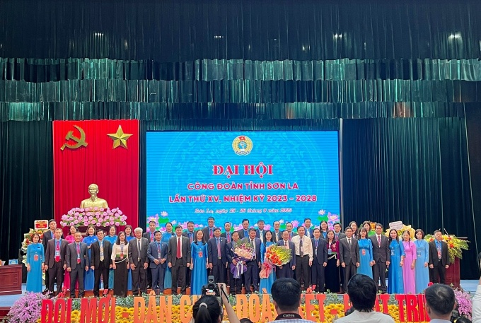 Bế mạc Đại hội Công đoàn tỉnh Sơn La lần thứ XV, nhiệm kỳ 2023 - 2028 Bế mạc Đại hội Công đoàn tỉnh Sơn La lần thứ XV, nhiệm kỳ 2023 - 2028