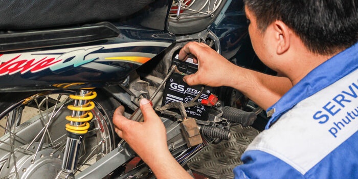 Những lưu ý để sử dụng bình ắc quy giúp xe máy bền bỉ Những lưu ý để sử dụng bình ắc quy giúp xe máy bền bỉ