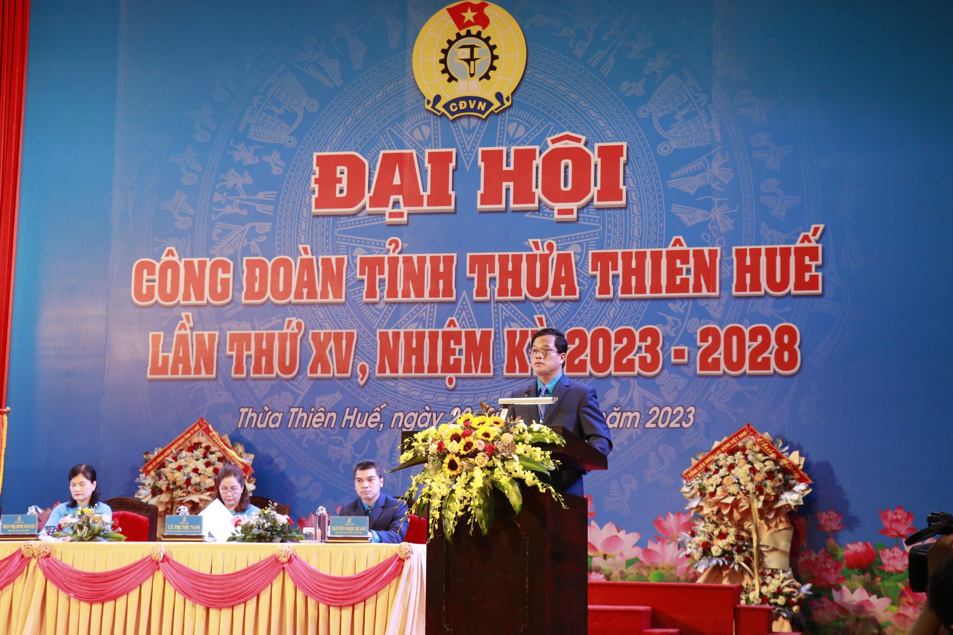 Đại hội Công đoàn Thừa Thiên Huế lần thứ XV: Trang trọng, phấn khởi Đại hội Công đoàn Thừa Thiên Huế lần thứ XV: Trang trọng, phấn khởi