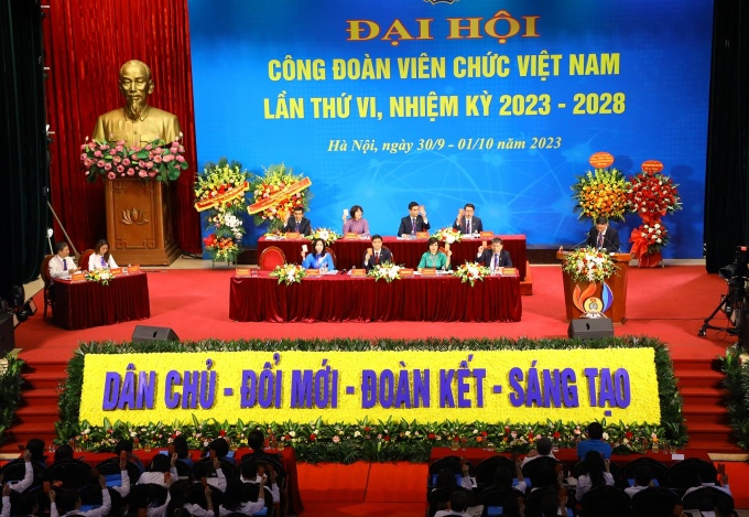 300 đại biểu tham gia Đại hội Công đoàn Viên chức Việt Nam lần thứ VI