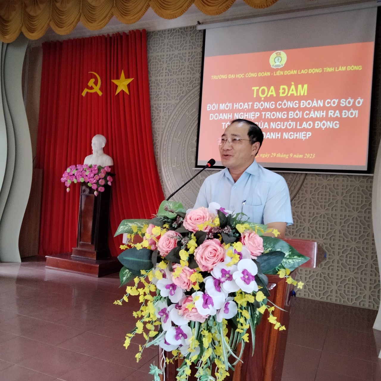 Hoạt động công đoàn trong bối cảnh ra đời tổ chức của người lao động ở doanh nghiệp Hoạt động công đoàn trong bối cảnh ra đời tổ chức của người lao động ở doanh nghiệp