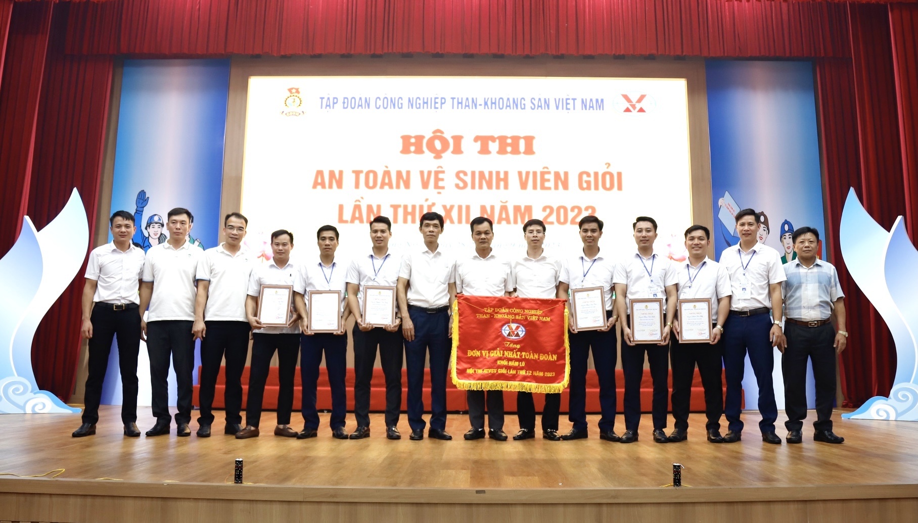 Than Vàng Danh đạt giải Nhất toàn đoàn tại Hội thi An toàn, vệ sinh viên giỏi Than Vàng Danh đạt giải Nhất toàn đoàn tại Hội thi An toàn, vệ sinh viên giỏi