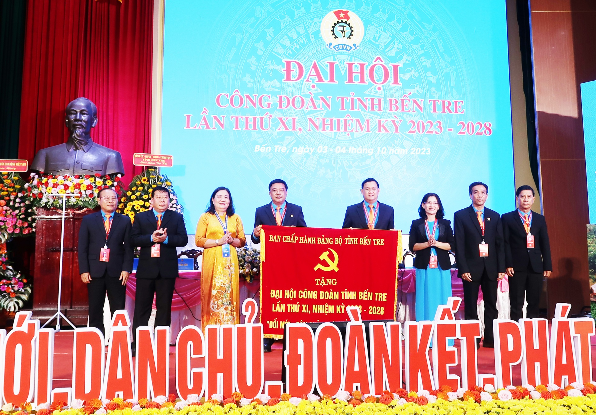 Công đoàn tỉnh Bến Tre không ngừng đổi mới, sáng tạo Công đoàn tỉnh Bến Tre không ngừng đổi mới, sáng tạo