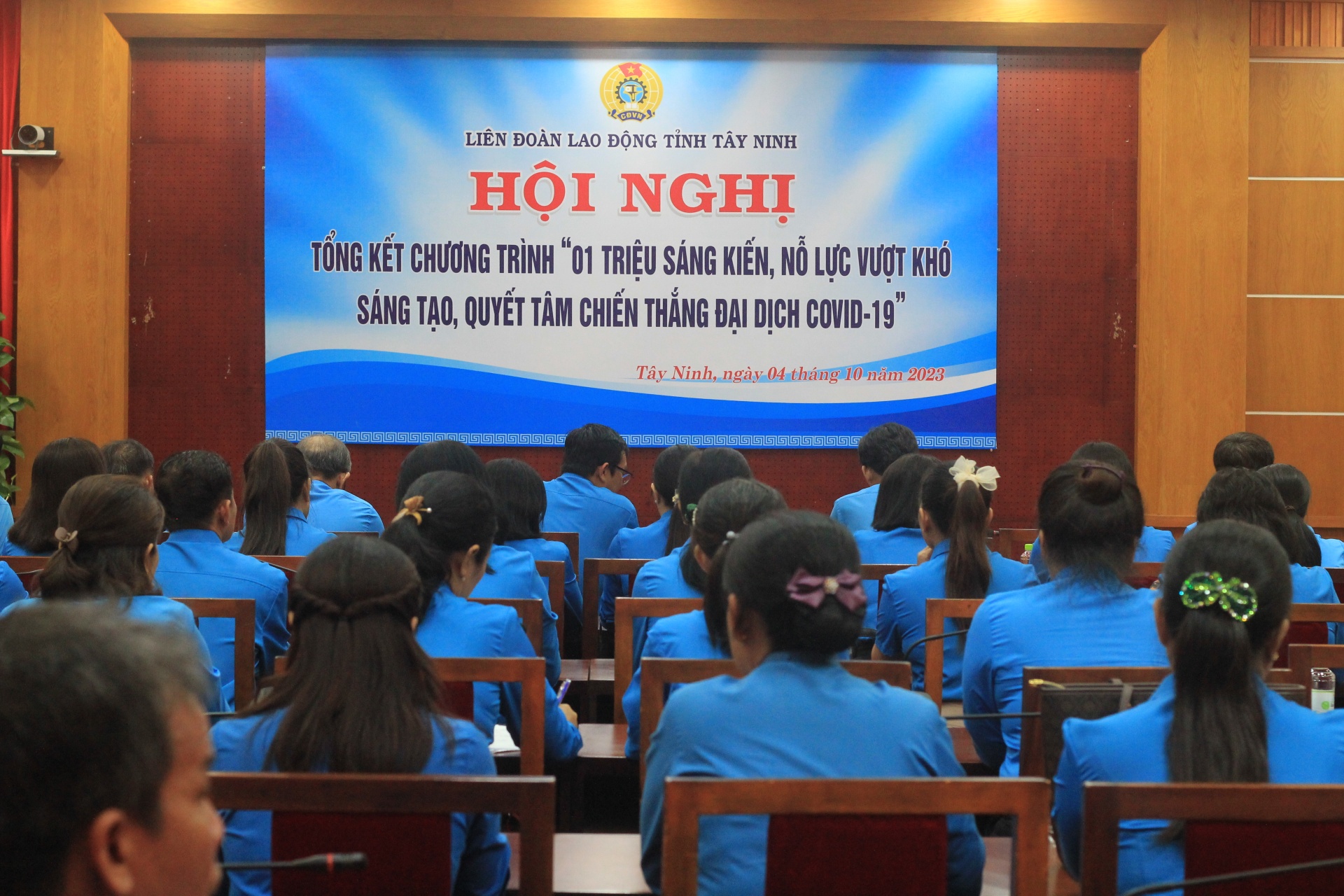 116 tập thể, cá nhân nhận Bằng khen từ Chương trình “01 triệu sáng kiến” 116 tập thể, cá nhân nhận Bằng khen từ Chương trình “01 triệu sáng kiến”