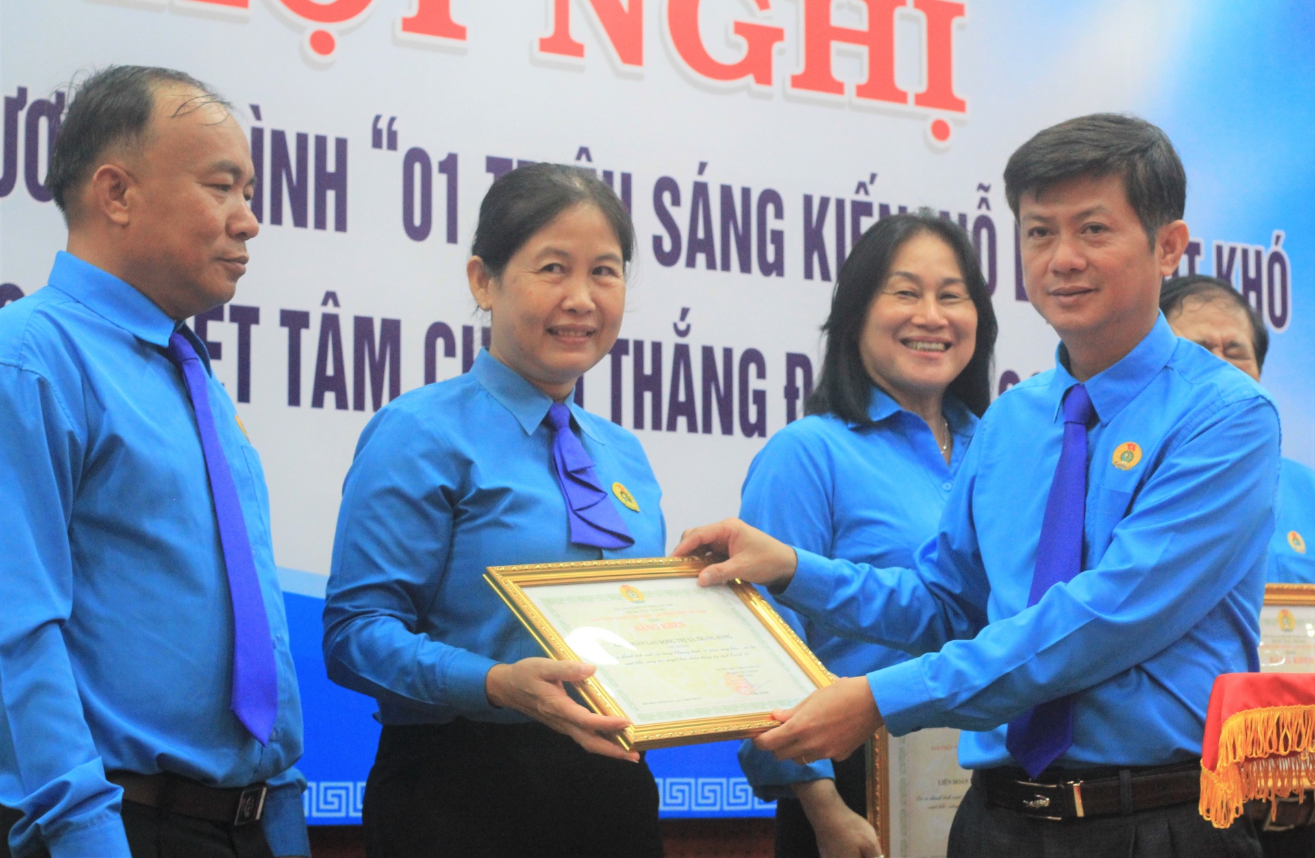 116 tập thể, cá nhân nhận Bằng khen từ Chương trình “01 triệu sáng kiến” 116 tập thể, cá nhân nhận Bằng khen từ Chương trình “01 triệu sáng kiến”