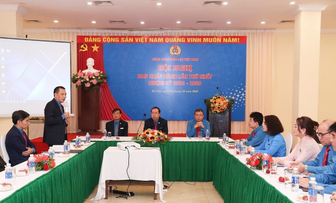 Đồng chí Đỗ Đức Hùng tái đắc cử Chủ tịch Công đoàn Điện lực Việt Nam khóa VI