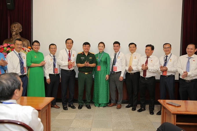 Đoàn đại biểu Công đoàn Dầu khí vào lăng viếng Chủ tịch Hồ Chí Minh Đoàn đại biểu Công đoàn Dầu khí vào lăng viếng Chủ tịch Hồ Chí Minh