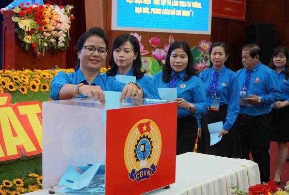 Vượt thách thức, là chỗ dựa vững mạnh cho người lao động Vượt thách thức, là chỗ dựa vững mạnh cho người lao động