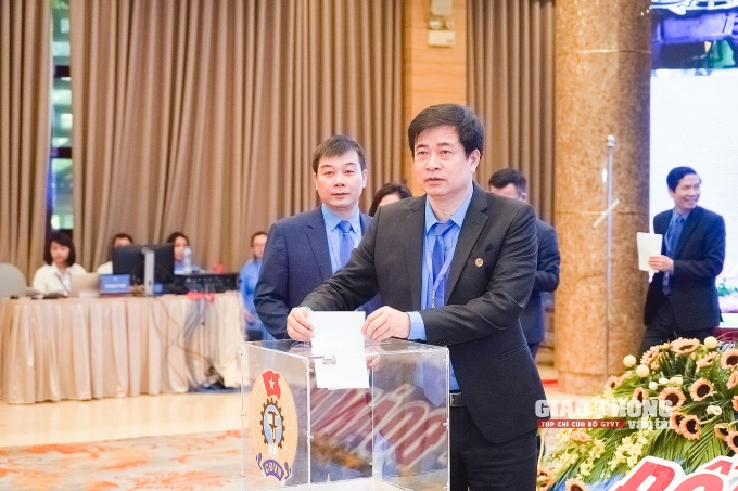 Đồng chí Phạm Hoài Phương tái đắc cử Chủ tịch Công đoàn Giao thông vận tải Việt Nam Đồng chí Phạm Hoài Phương tái đắc cử Chủ tịch Công đoàn Giao thông vận tải Việt Nam