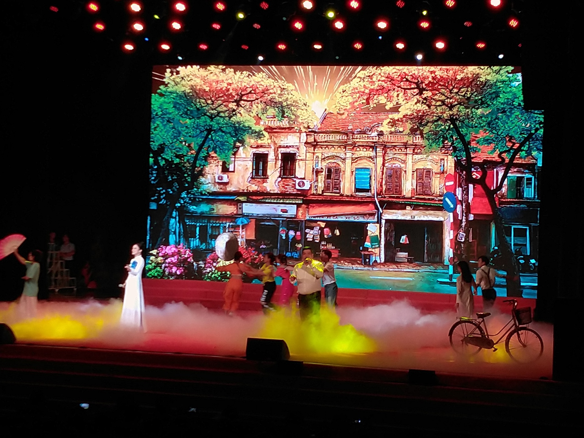 Hội diễn văn nghệ công nhân viên chức Thủ đô: đặc sắc, ấn tượng