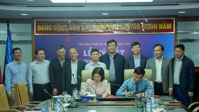 Xây dựng cơ chế thi đua khen thưởng đột phá góp phần đưa công trình, dự án về đích Xây dựng cơ chế thi đua khen thưởng đột phá góp phần đưa công trình, dự án về đích