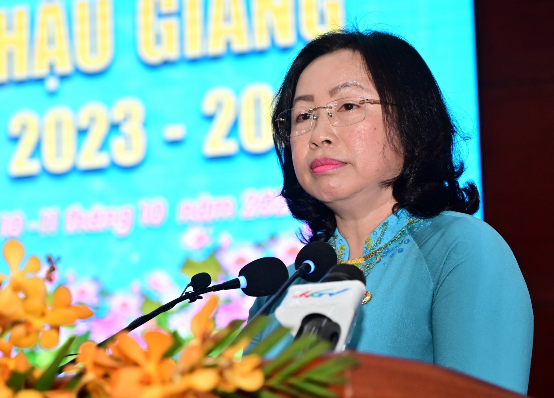 LĐLĐ Hậu Giang đón nhận Huân chương Lao động hạng Nhất tại Đại hội công đoàn XI LĐLĐ Hậu Giang đón nhận Huân chương Lao động hạng Nhất tại Đại hội công đoàn XI