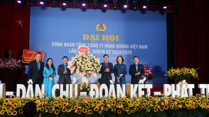 Công đoàn cần tích cực tham gia chính sách lao động gắn với đặc thù ngành nghề