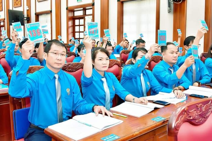 Đồng chí Nguyễn Hoàng Phong được bầu làm Chủ tịch LĐLĐ tỉnh Gia Lai nhiệm kỳ 2023-2028