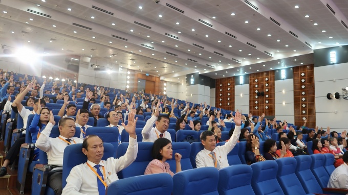 Đồng chí Nguyễn Ngọc Ân tái đắc cử Chủ tịch Công đoàn Giáo dục Việt Nam Đồng chí Nguyễn Ngọc Ân tái đắc cử Chủ tịch Công đoàn Giáo dục Việt Nam