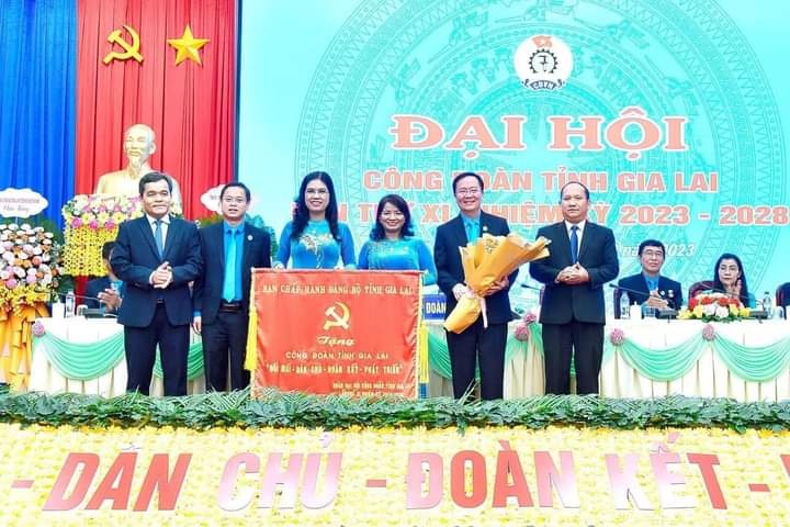 Chú trọng xây dựng Công đoàn tỉnh Gia Lai vững mạnh toàn diện