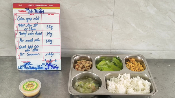 “Nhìn các con ăn ngon, đó là niềm vui của chúng tôi “Nhìn các con ăn ngon, đó là niềm vui của chúng tôi