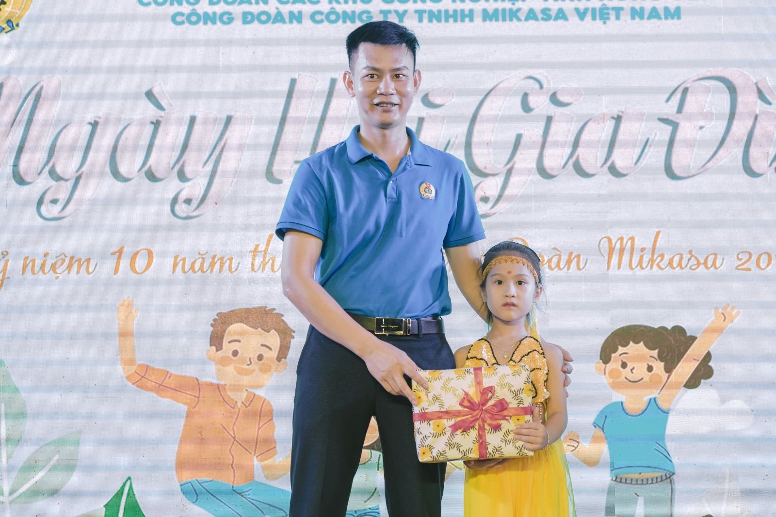 Làm công đoàn là để mang lại niềm vui cho anh em công nhân! Làm công đoàn là để mang lại niềm vui cho anh em công nhân!