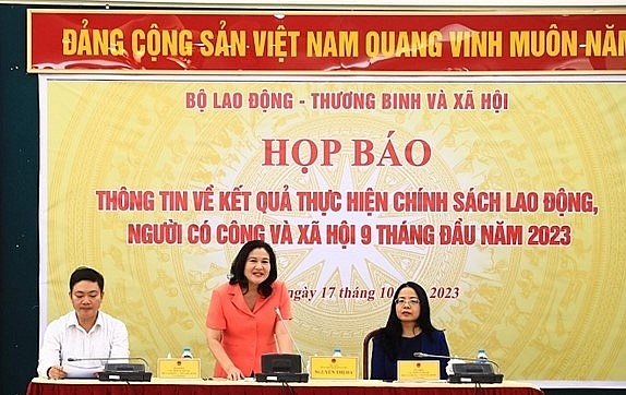 Lương tối thiểu vùng có thể không kịp điều chỉnh từ đầu năm 2024 Lương tối thiểu vùng có thể không kịp điều chỉnh từ đầu năm 2024