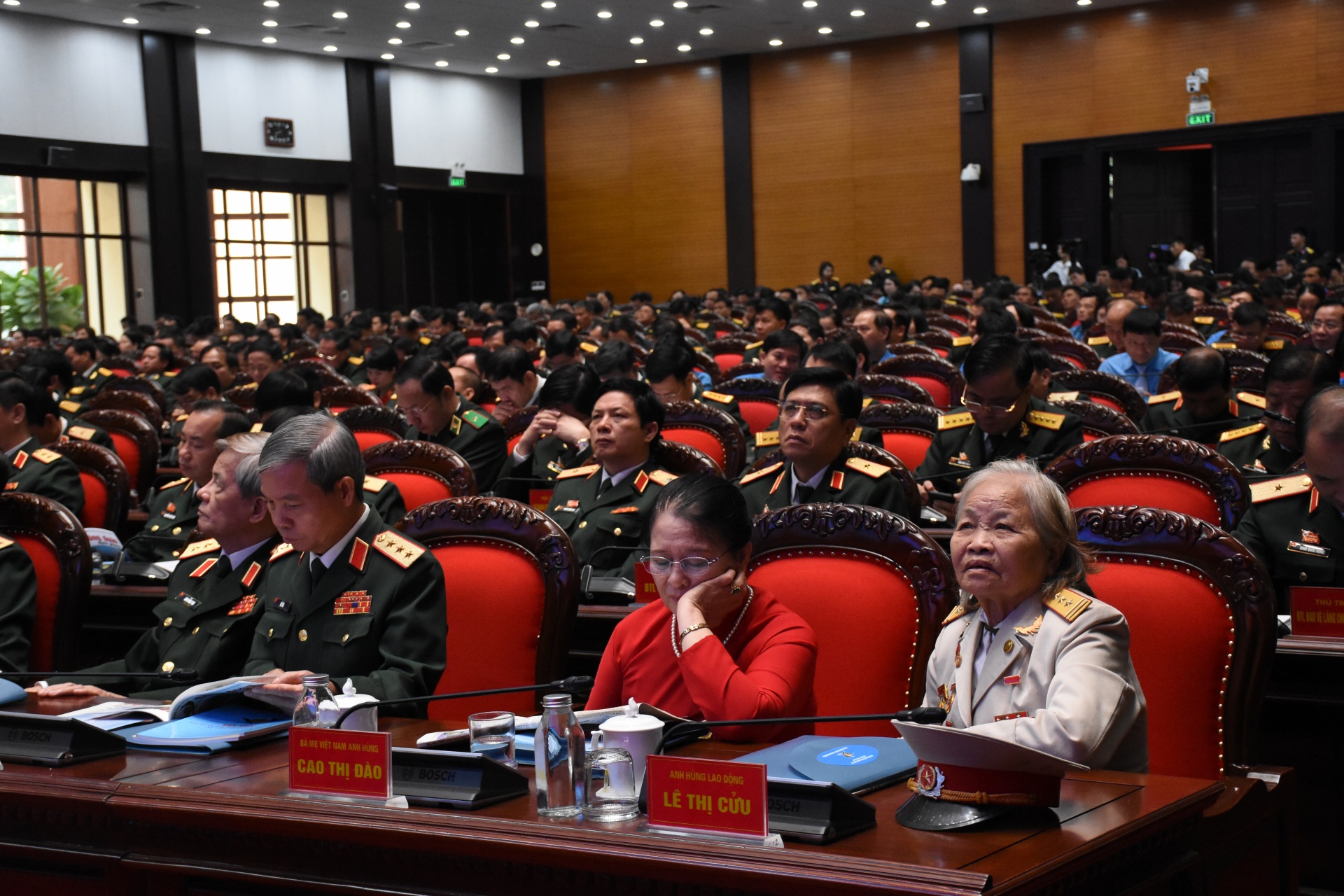 Đại hội của trí tuệ và hành động