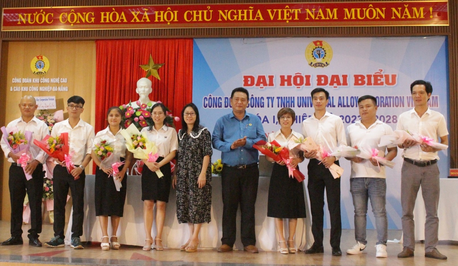 “Đột nhập" nhà máy sản xuất linh kiện máy bay duy nhất ở Việt Nam “Đột nhập" nhà máy sản xuất linh kiện máy bay duy nhất ở Việt Nam