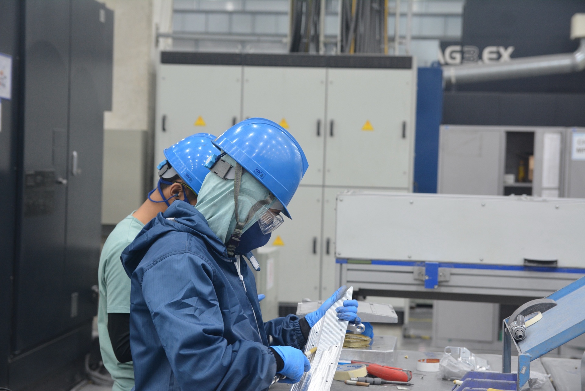 “Đột nhập" nhà máy sản xuất linh kiện máy bay duy nhất ở Việt Nam “Đột nhập" nhà máy sản xuất linh kiện máy bay duy nhất ở Việt Nam