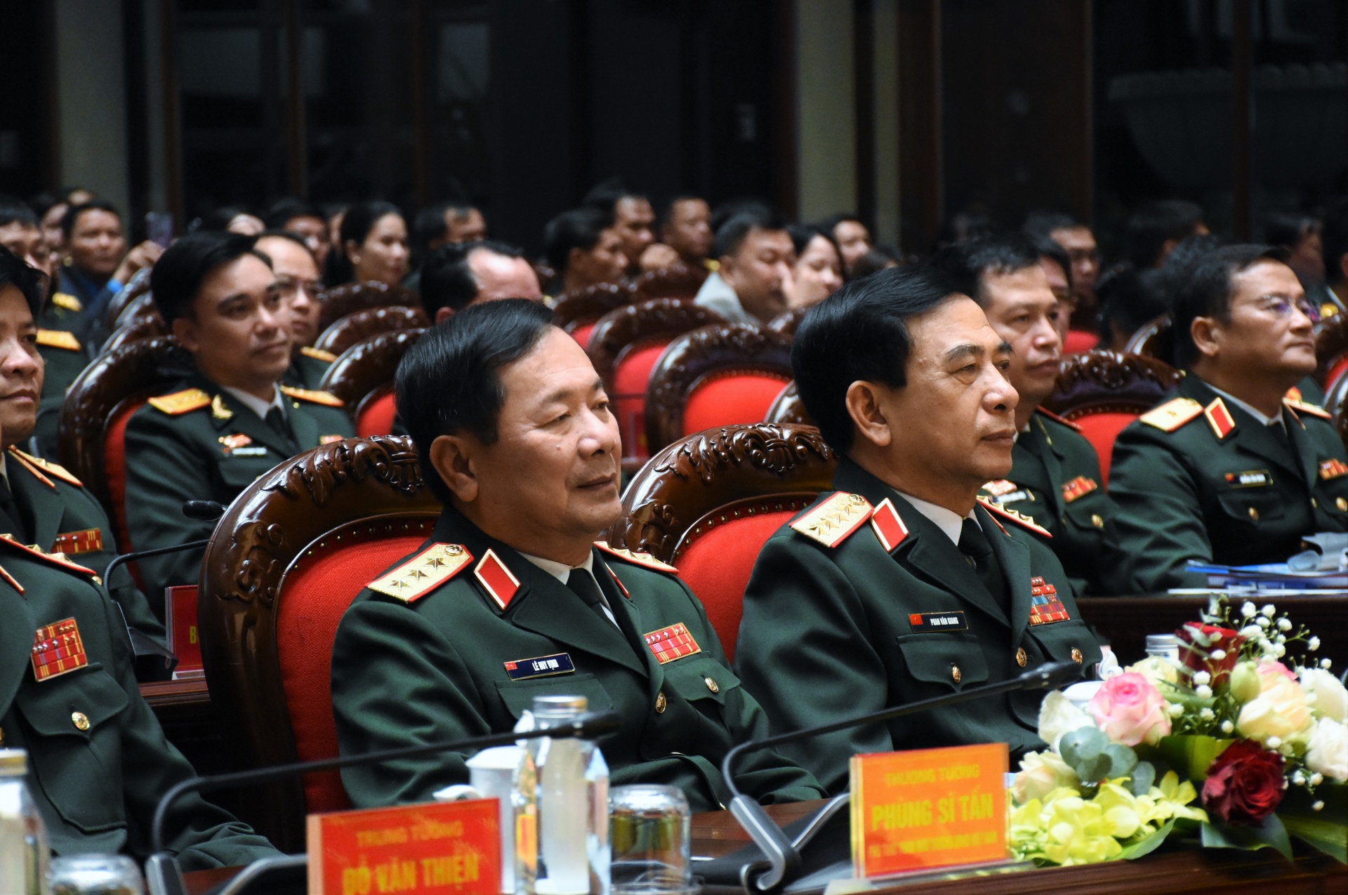 Đại hội Công đoàn Quân đội lần thứ X: Tuyên dương điển hình – Báo công dâng Bác! Đại hội Công đoàn Quân đội lần thứ X: Tuyên dương điển hình – Báo công dâng Bác!