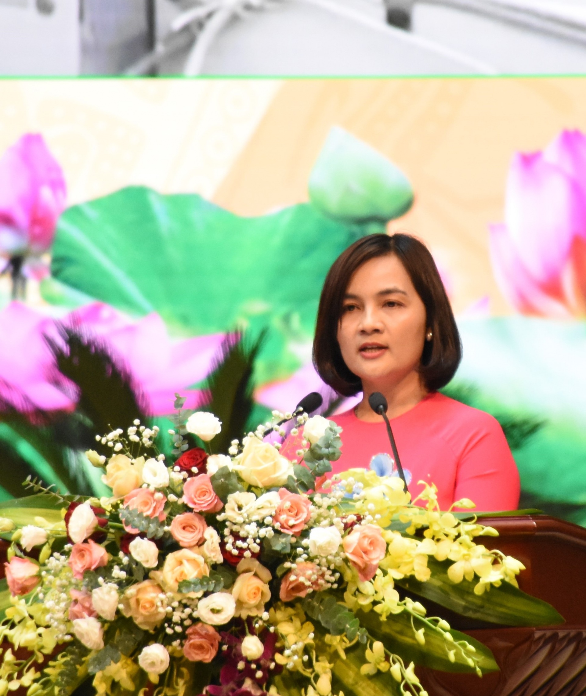 Đại hội Công đoàn Quân đội lần thứ X: Tuyên dương điển hình – Báo công dâng Bác! Đại hội Công đoàn Quân đội lần thứ X: Tuyên dương điển hình – Báo công dâng Bác!