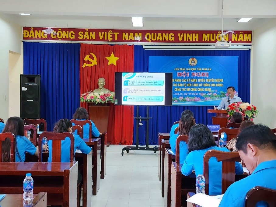 Long An: Nâng cao kỹ năng tuyên truyền cho cán bộ công đoàn