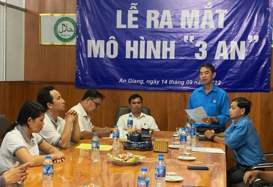 'Hạnh phúc khi tạo môi trường làm việc an toàn cho người lao động 'Hạnh phúc khi tạo môi trường làm việc an toàn cho người lao động