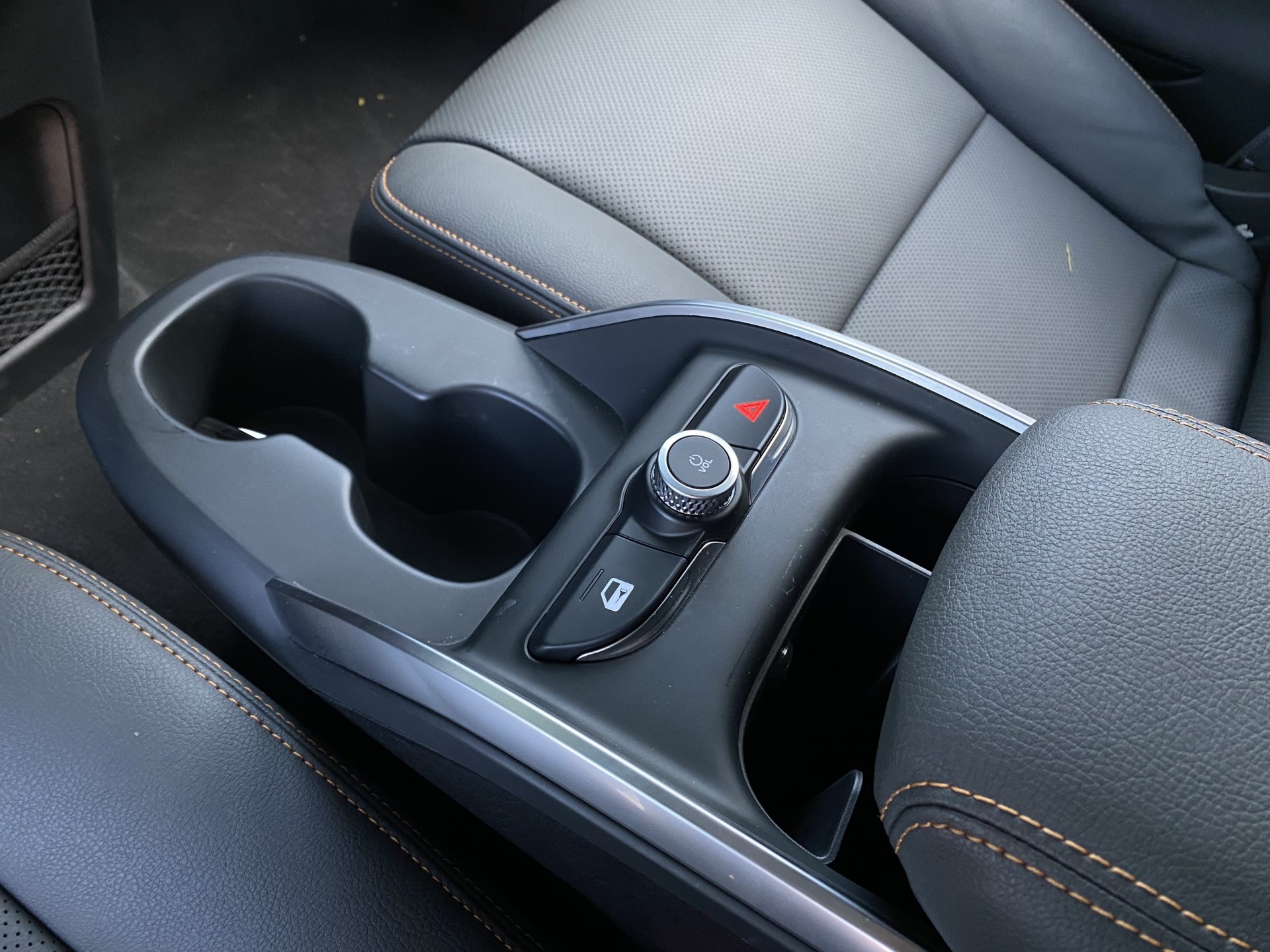 Hình chi tiết VinFast VF6 Plus bản 'tiền thương mại' Hình chi tiết VinFast VF6 Plus bản 'tiền thương mại'