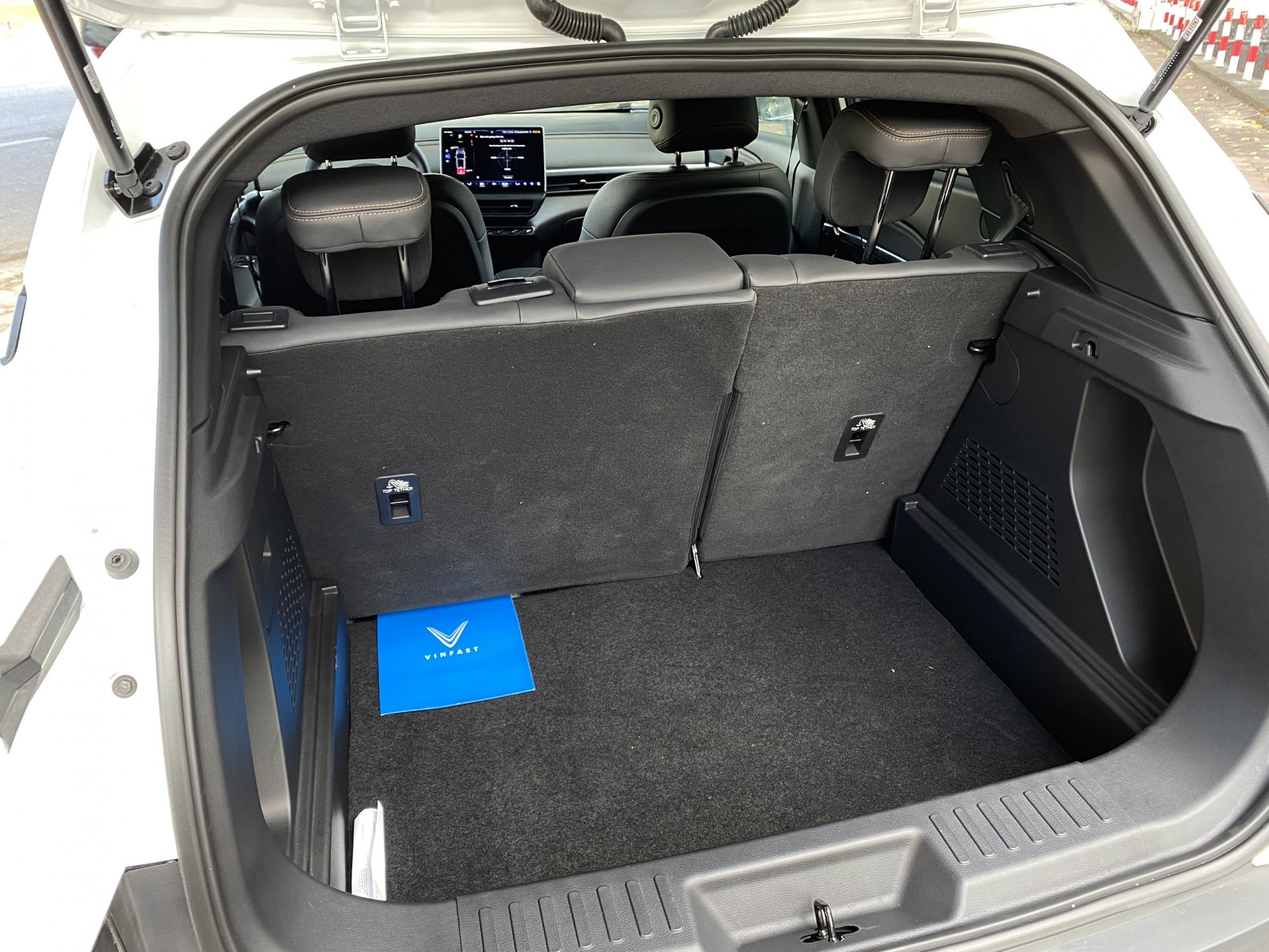 Hình chi tiết VinFast VF6 Plus bản 'tiền thương mại' Hình chi tiết VinFast VF6 Plus bản 'tiền thương mại'