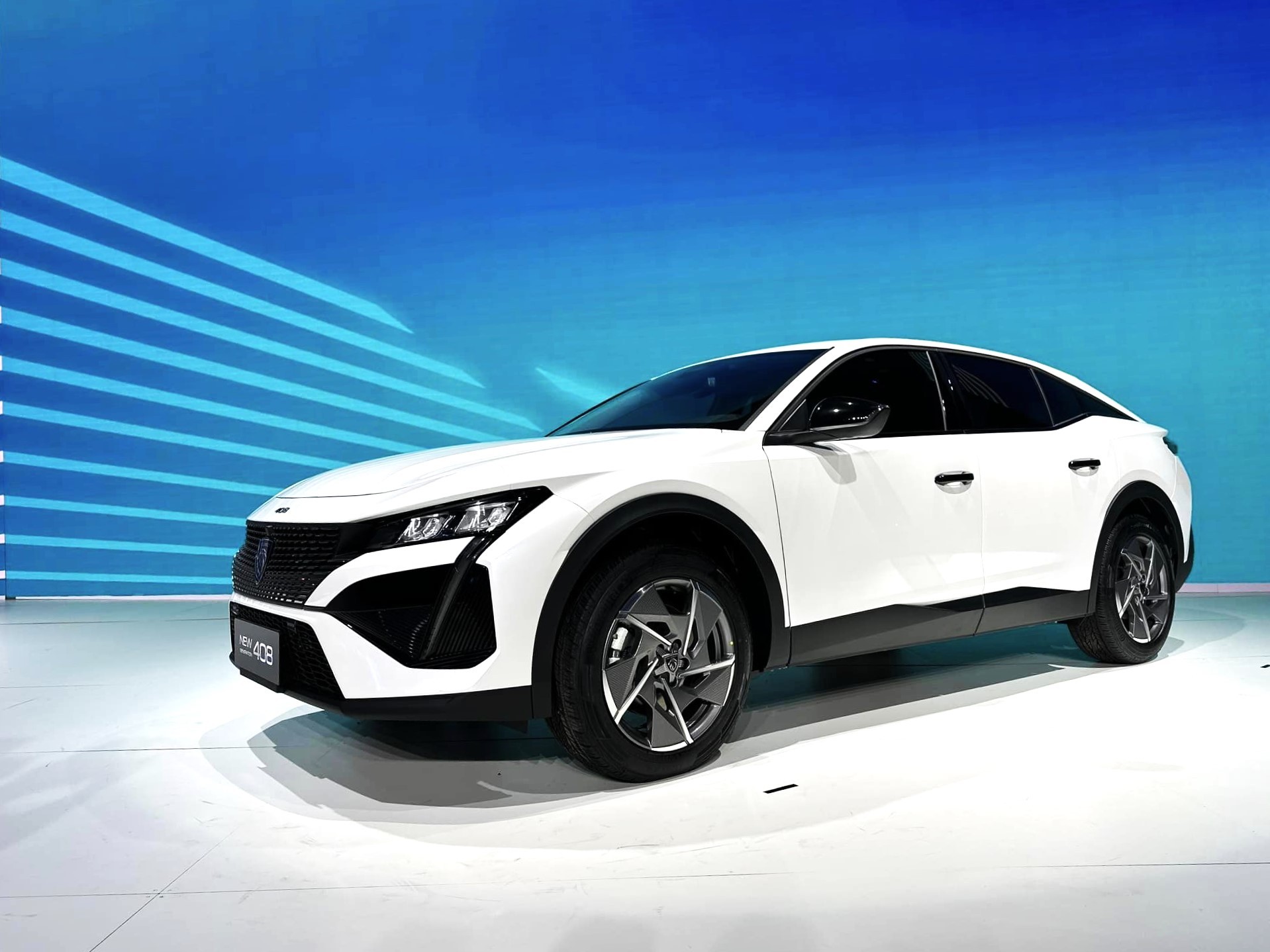 Peugeot 408 2023   CUV lai Coupe có mắt tại Việt Nam