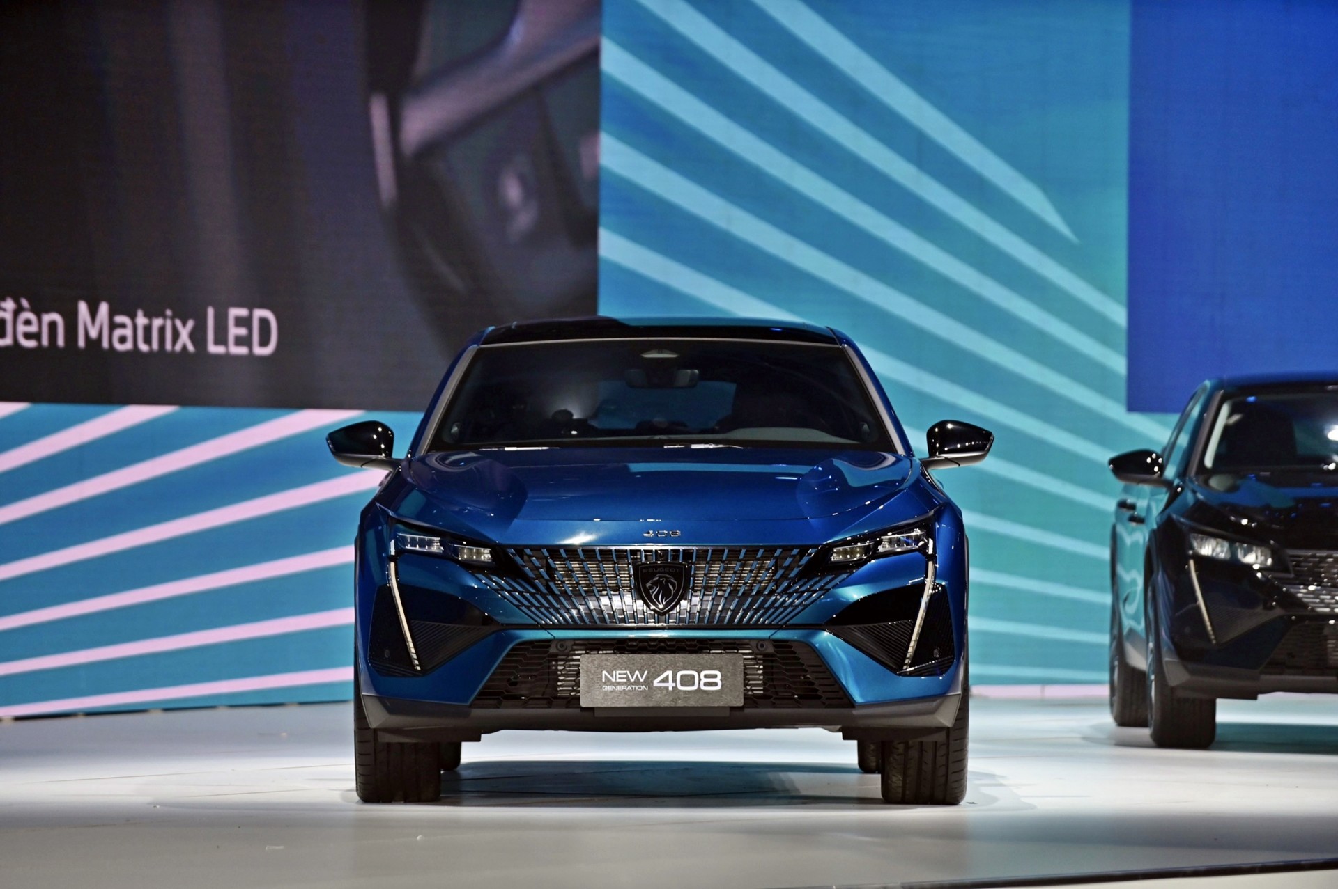 Cận cảnh CUV Coupe Peugeot 408 vừa được ra mắt Cận cảnh CUV Coupe Peugeot 408 vừa được ra mắt