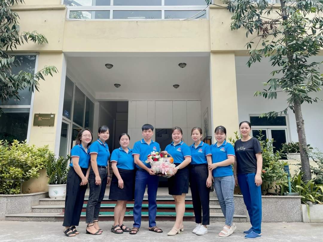 Phong trào “Xanh – Sạch – Đẹp” mang niềm vui cho chị em! Phong trào “Xanh – Sạch – Đẹp” mang niềm vui cho chị em!